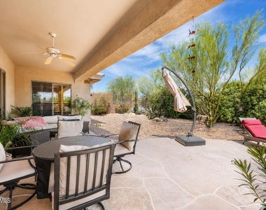 41705 N Maidstone Court - Photo Thumbnail 12