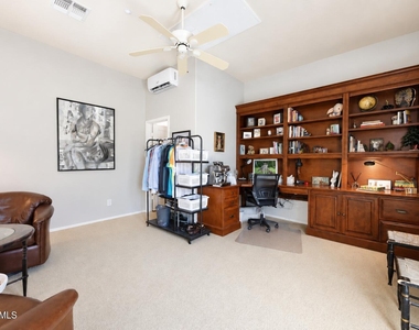 41705 N Maidstone Court - Photo Thumbnail 14