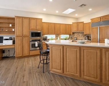 41705 N Maidstone Court - Photo Thumbnail 2