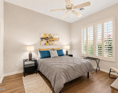 41705 N Maidstone Court - Photo Thumbnail 9