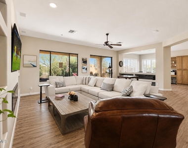 41705 N Maidstone Court - Photo Thumbnail 6