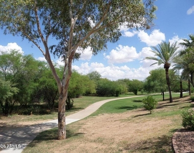 5122 E Shea Boulevard - Photo Thumbnail 16