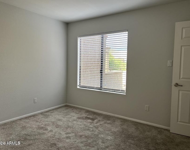 5122 E Shea Boulevard - Photo Thumbnail 6