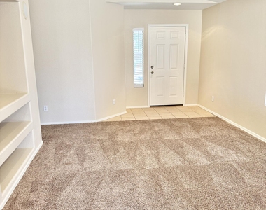 35 N 123rd Drive - Photo Thumbnail 8