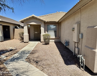 35 N 123rd Drive - Photo Thumbnail 5