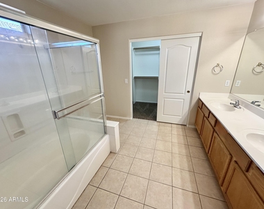 35 N 123rd Drive - Photo Thumbnail 18