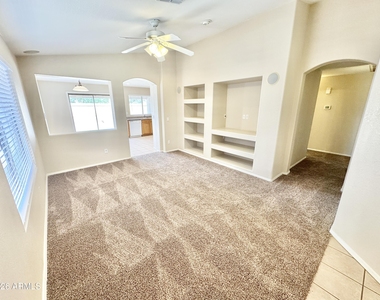 35 N 123rd Drive - Photo Thumbnail 6