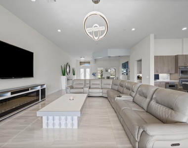 7336 Sisken Terrace - Photo Thumbnail 8
