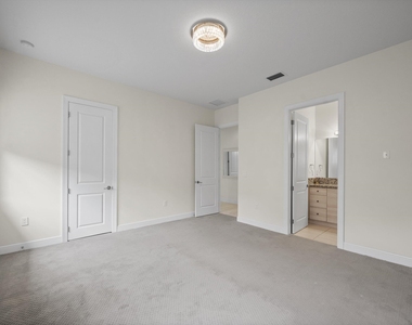 7336 Sisken Terrace - Photo Thumbnail 33