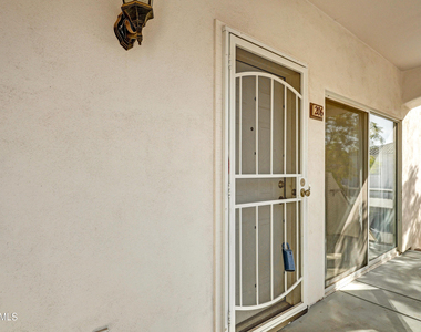 2950 W Louise Drive - Photo Thumbnail 1
