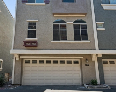 2402 E 5th Street - Photo Thumbnail 2