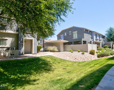 2402 E 5th Street - Photo Thumbnail 46