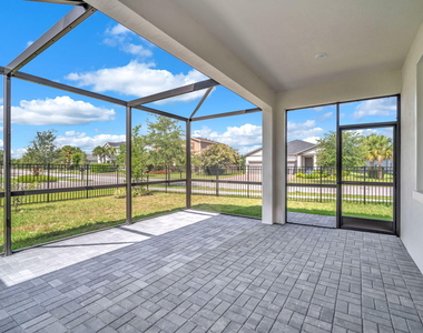 19270 Rolling Acres Road - Photo Thumbnail 24