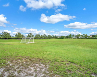 19270 Rolling Acres Road - Photo Thumbnail 48