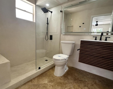1501 Ne 7th Avenue - Photo Thumbnail 6