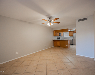 1055 W 5th Street - Photo Thumbnail 5
