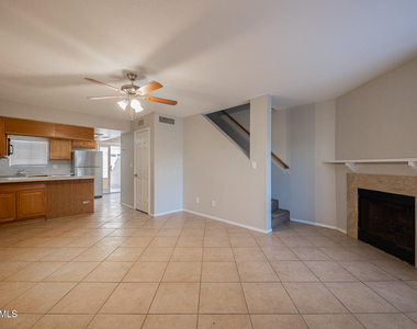 1055 W 5th Street - Photo Thumbnail 3