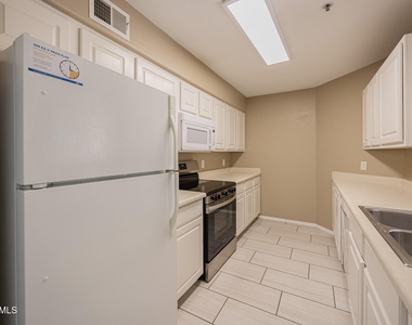 1287 N Alma School Road - Photo Thumbnail 11