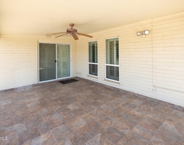 4613 E Escondido Avenue - Photo Thumbnail 16