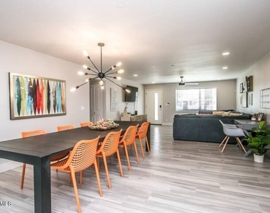 7810 E Willetta Street - Photo Thumbnail 6