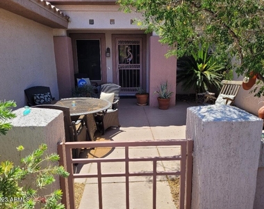 20054 N Painted Sky Drive - Photo Thumbnail 3
