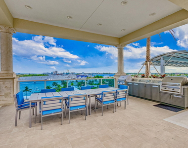 2650 Lake Shore Drive - Photo Thumbnail 37