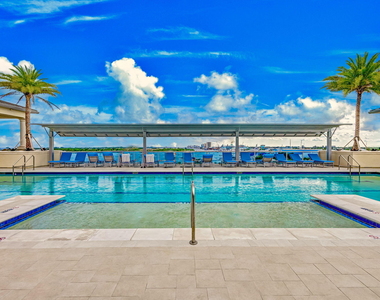 2650 Lake Shore Drive - Photo Thumbnail 41