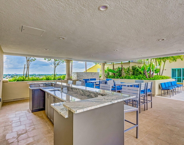 2650 Lake Shore Drive - Photo Thumbnail 49