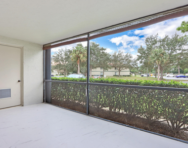 6313 Chasewood Drive - Photo Thumbnail 14