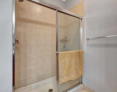 103 Monterey Bay Drive - Photo Thumbnail 17