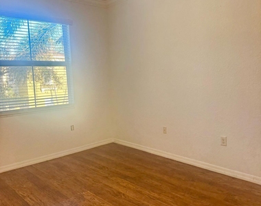 103 Monterey Bay Drive - Photo Thumbnail 23
