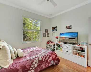 103 Monterey Bay Drive - Photo Thumbnail 18