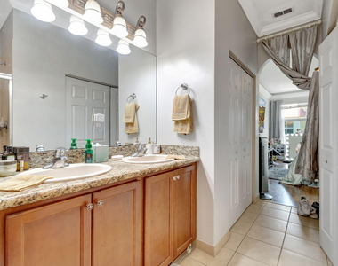 103 Monterey Bay Drive - Photo Thumbnail 16