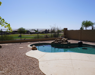 29285 N Yellow Bee Drive - Photo Thumbnail 6