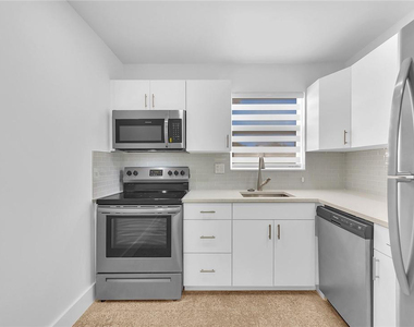 5122 Ne 19th Avenue - Photo Thumbnail 6