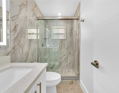 5122 Ne 19th Avenue - Photo Thumbnail 11
