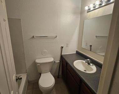 424 W Brown Road - Photo Thumbnail 8