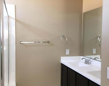 20290 N Codey Circle - Photo Thumbnail 5
