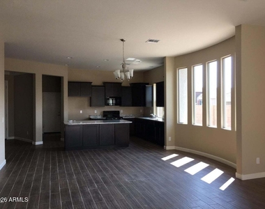 20290 N Codey Circle - Photo Thumbnail 1