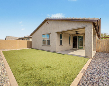 8530 W Flynn Lane - Photo Thumbnail 26