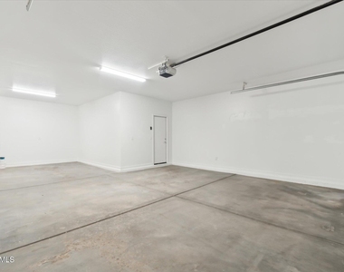 37292 N Yellowstone Drive - Photo Thumbnail 38