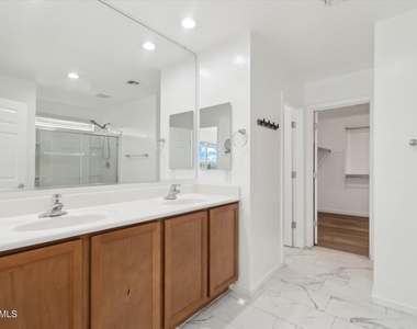 37292 N Yellowstone Drive - Photo Thumbnail 22