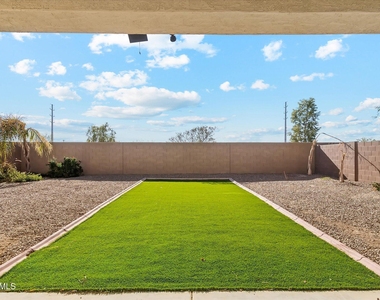 37292 N Yellowstone Drive - Photo Thumbnail 37