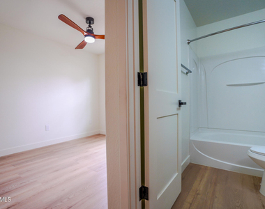 9233 E Neville Avenue - Photo Thumbnail 6