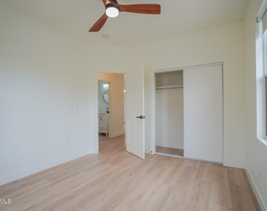 9233 E Neville Avenue - Photo Thumbnail 14
