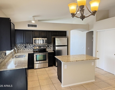 3526 E Edna Avenue - Photo Thumbnail 8