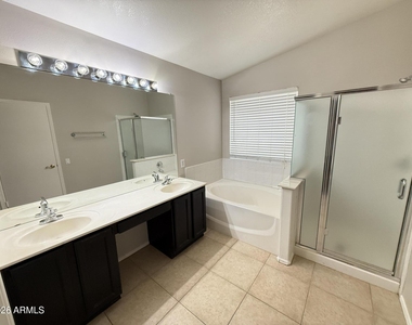 3526 E Edna Avenue - Photo Thumbnail 16