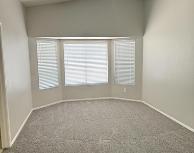 3526 E Edna Avenue - Photo Thumbnail 20