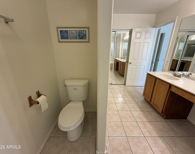 505 W Sereno Drive - Photo Thumbnail 22