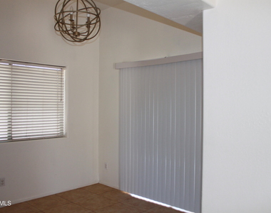 921 S Val Vista Drive - Photo Thumbnail 26
